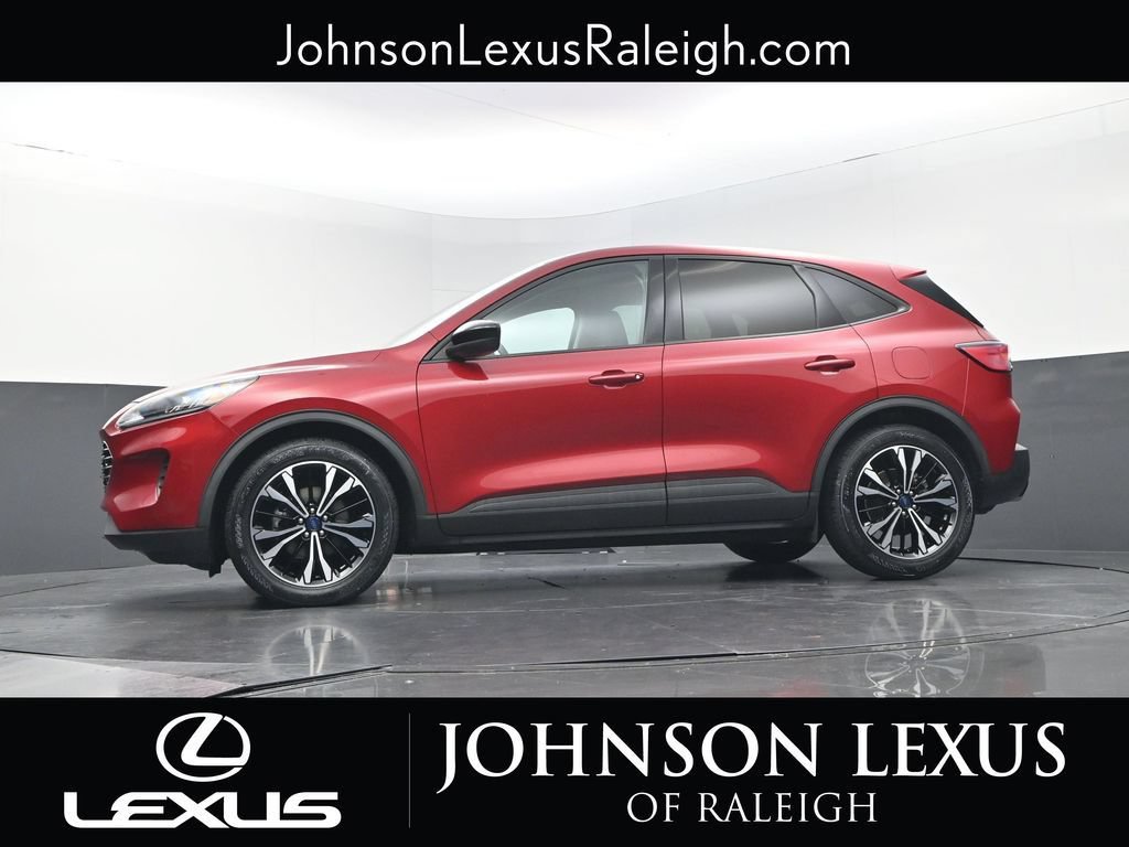Used 2021 Ford Escape SE w/ SE Sport Appearance Package FWD image 21