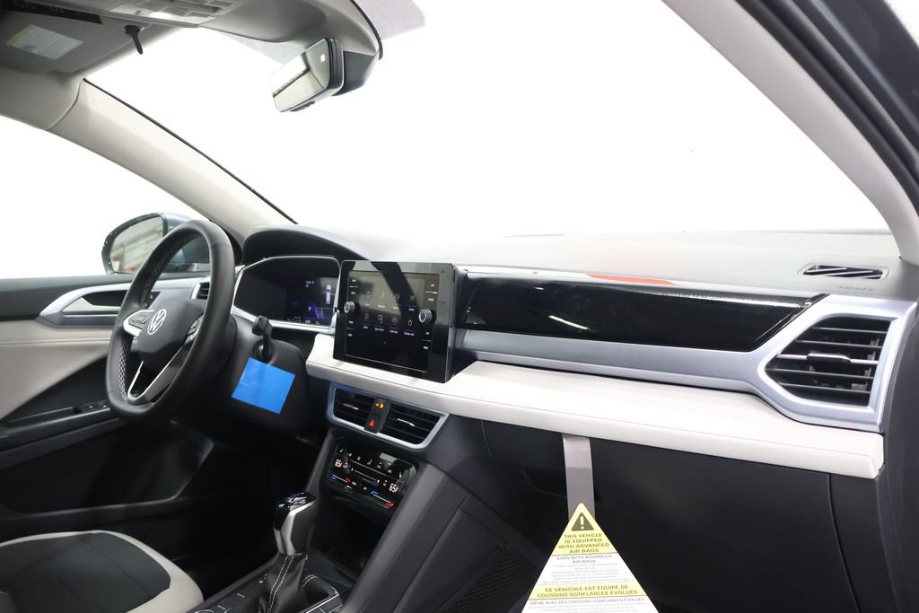 New 2026 Volkswagen Taos SE AWD/4WD image 23