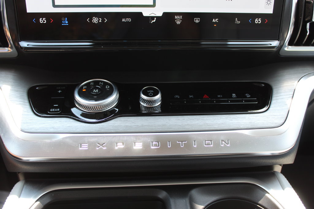 New 2027 Ford Expedition Max Platinum AWD/4WD image 31