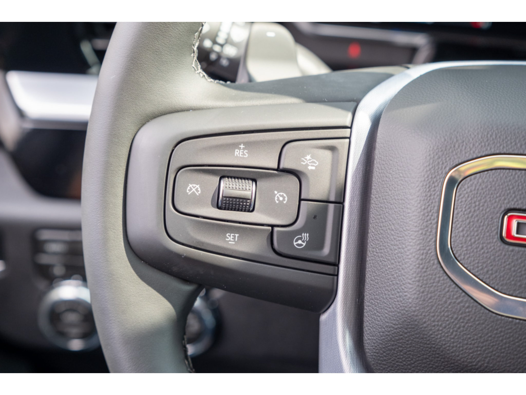 New 2026 GMC Sierra 1500 Elevation w/ Elevation Premium Package AWD/4WD image 18