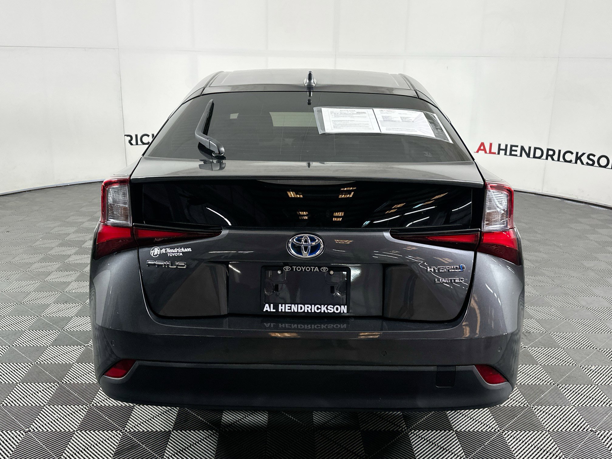 Used 2022 Toyota Prius Limited image 4