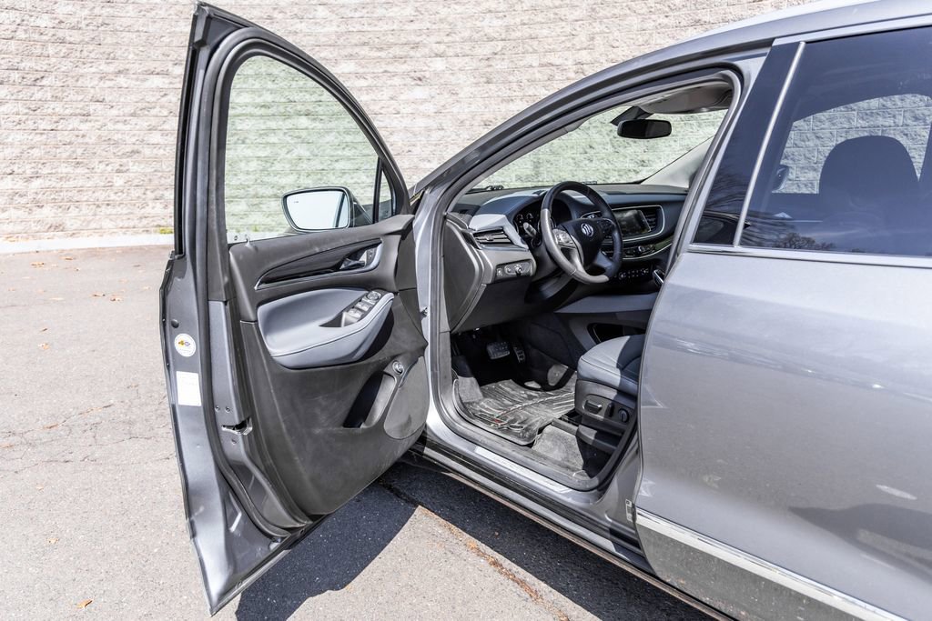 Used 2019 Buick Enclave Essence image 22