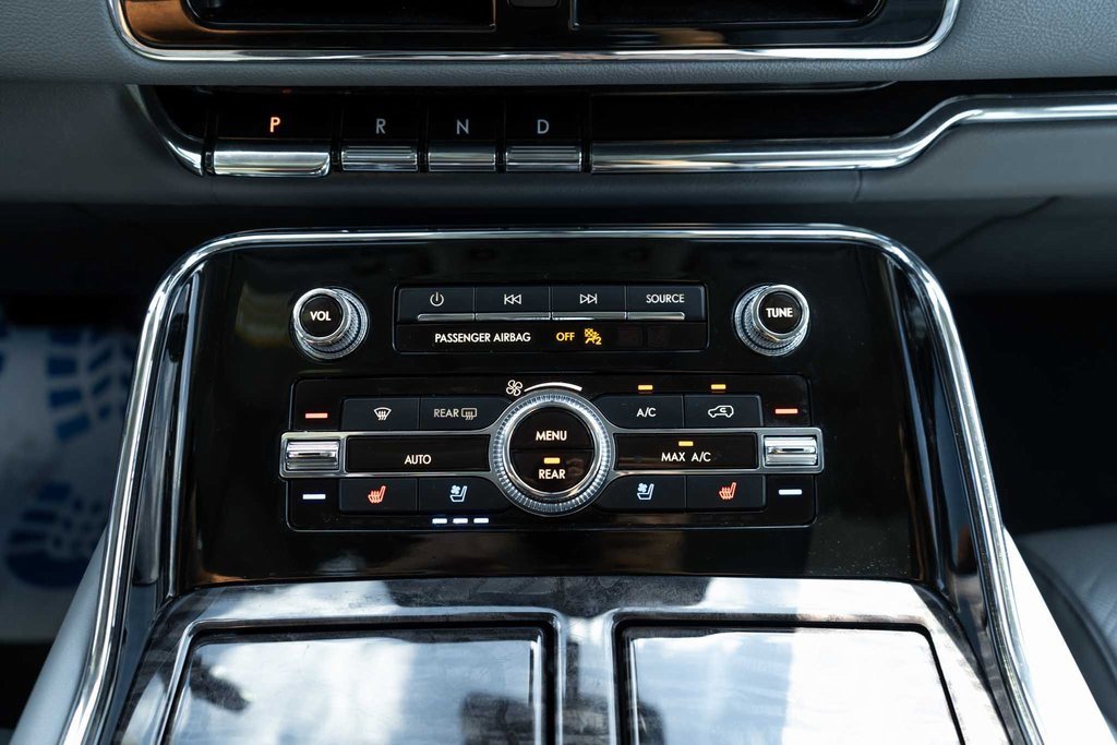 Used 2021 Lincoln Navigator L Reserve image 21