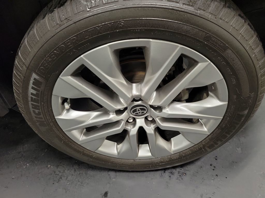 Used 2021 Toyota RAV4 Limited w/ Limited Grade Weather Package image 10