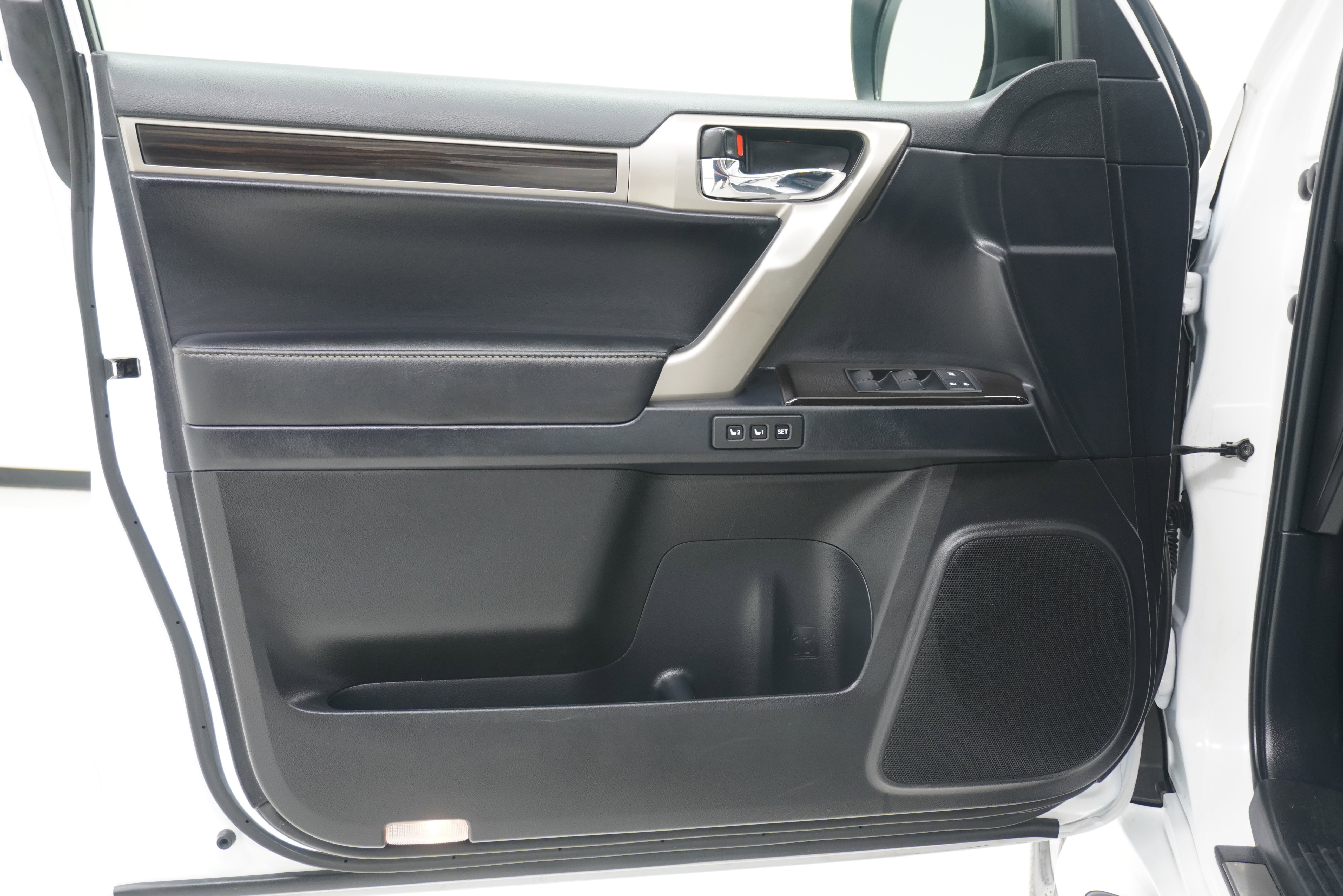 Used 2014 Lexus GX 460 AWD/4WD image 15