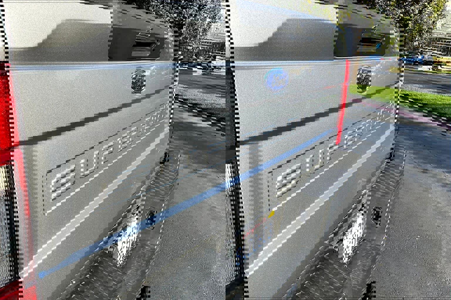 Used 2021 Ford F250 Lariat w/ Lariat Ultimate Package image 9