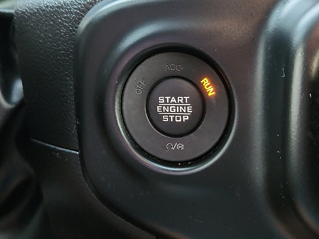 Used 2023 Jeep Gladiator Overland w/ Cold Weather Group AWD/4WD image 20