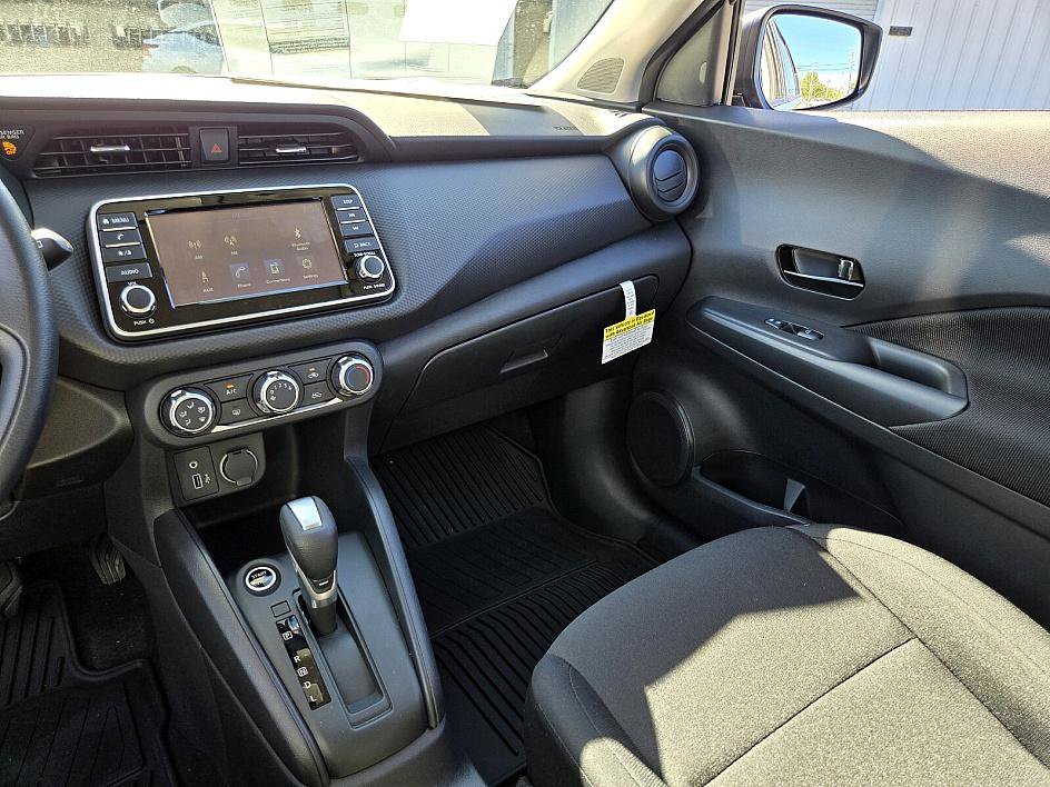 New 2025 Nissan Kicks S image 14