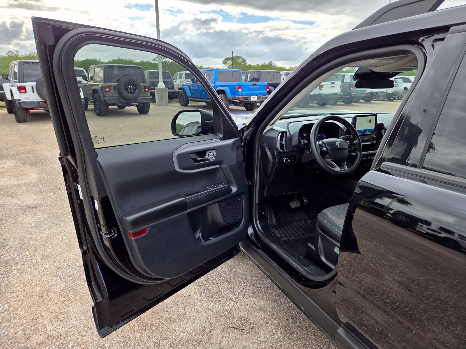 Used 2024 Ford Bronco Sport Big Bend AWD/4WD image 12