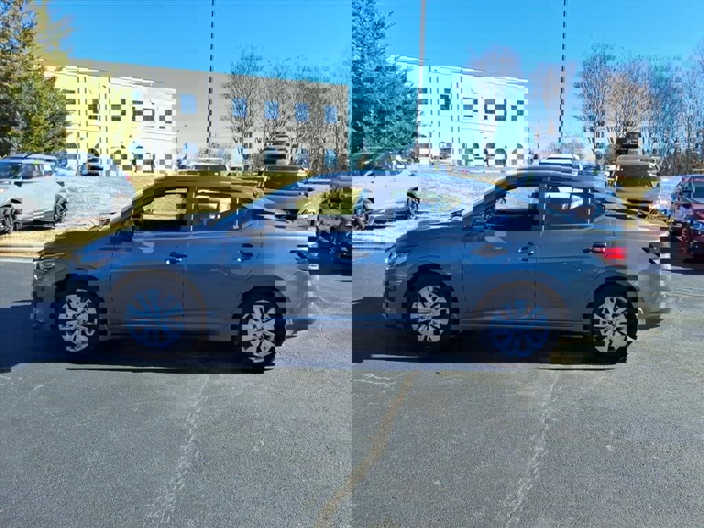 Used 2025 Nissan Sentra S image 22