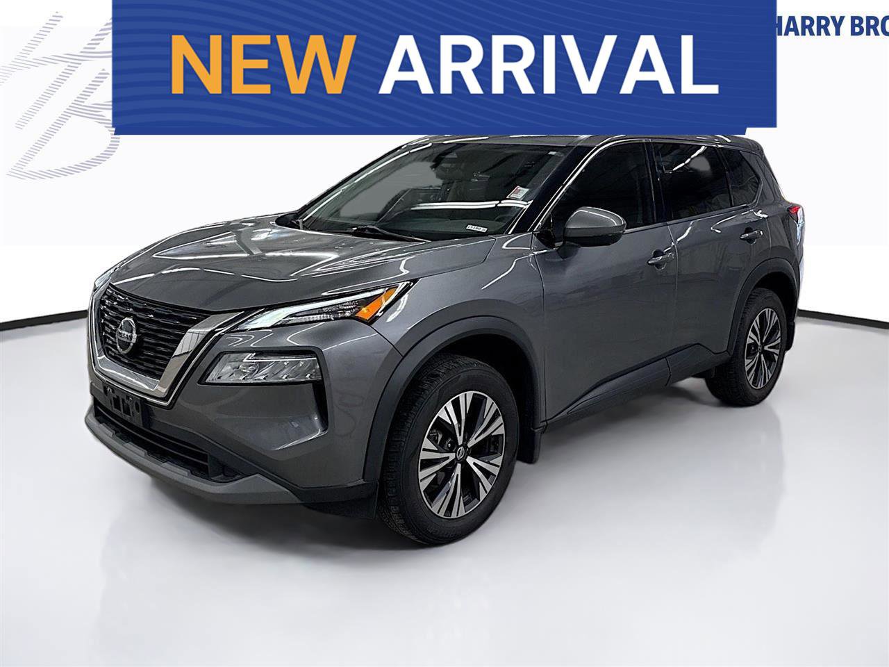 Used 2021 Nissan Rogue SV image 1