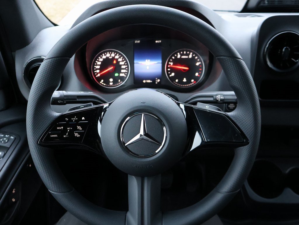 New 2026 Mercedes-Benz Sprinter 2500 image 31