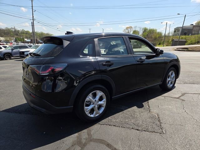 Used 2023 Honda HR-V LX image 8