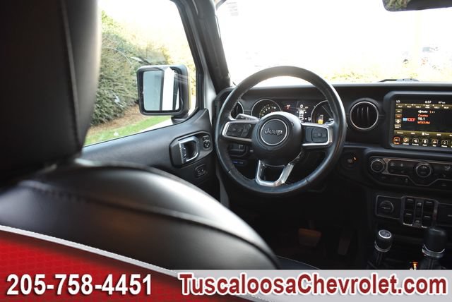 Used 2023 Jeep Wrangler Unlimited Sahara w/ Cold Weather Group AWD/4WD image 28