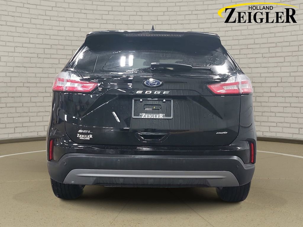 Used 2023 Ford Edge SEL w/ Convenience Package AWD/4WD image 6