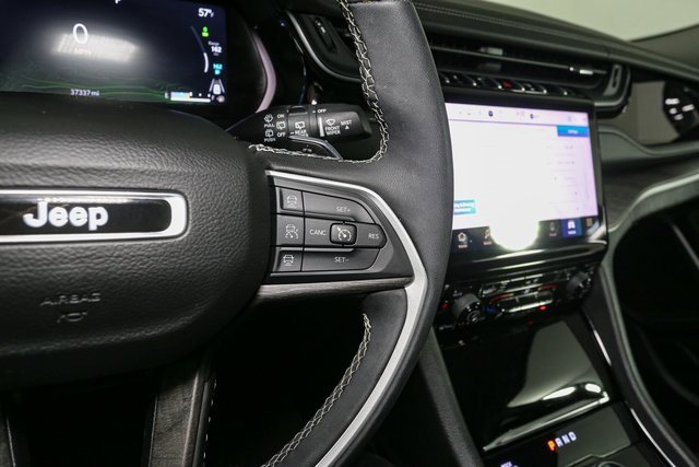 Used 2022 Jeep Grand Cherokee Limited 4xe image 37
