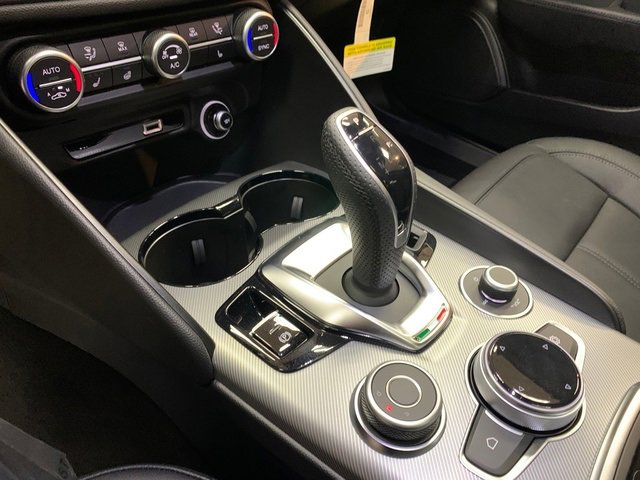 New 2025 Alfa Romeo Giulia image 18