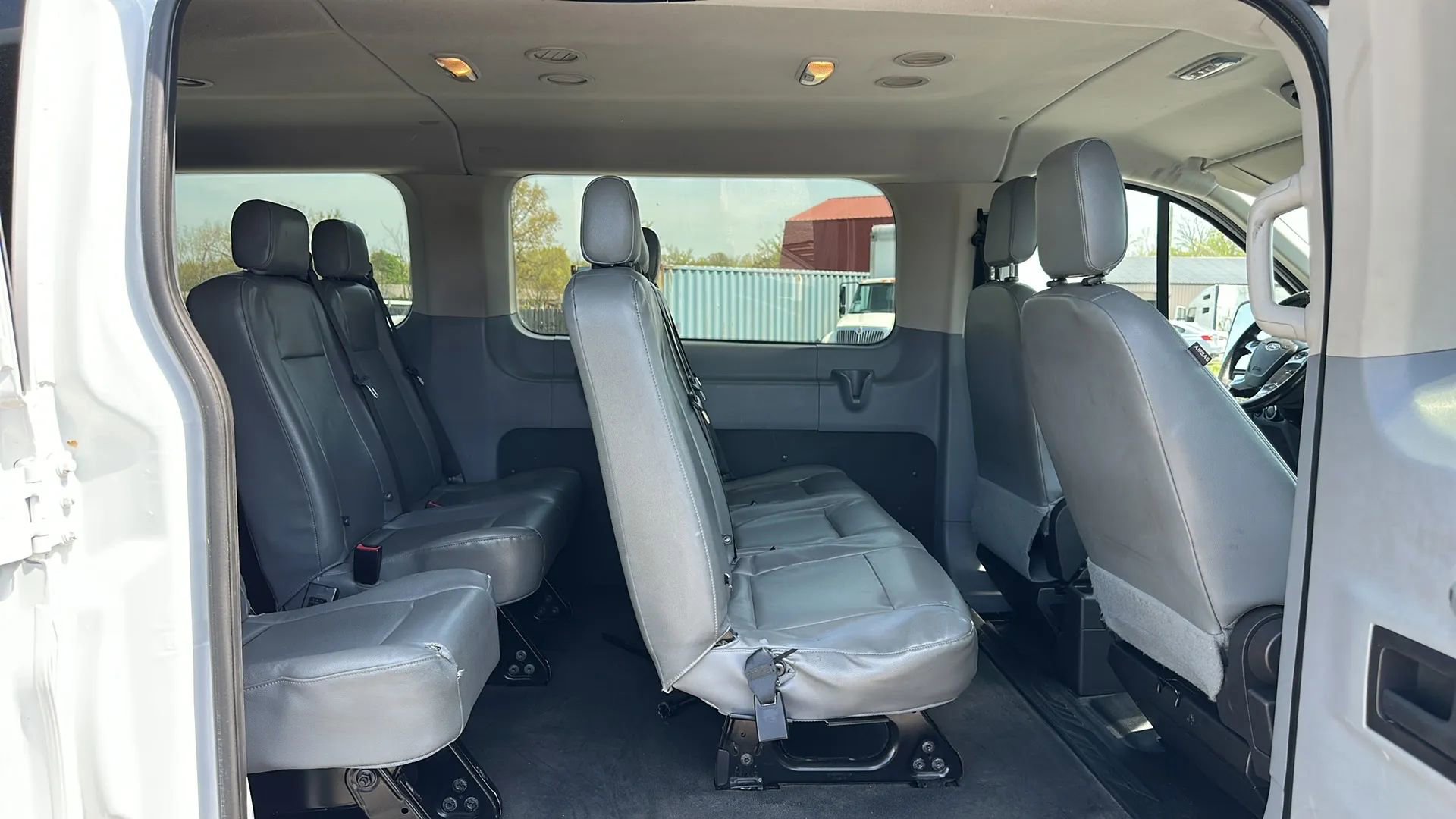 Used 2016 Ford Transit 350 XL RWD image 13