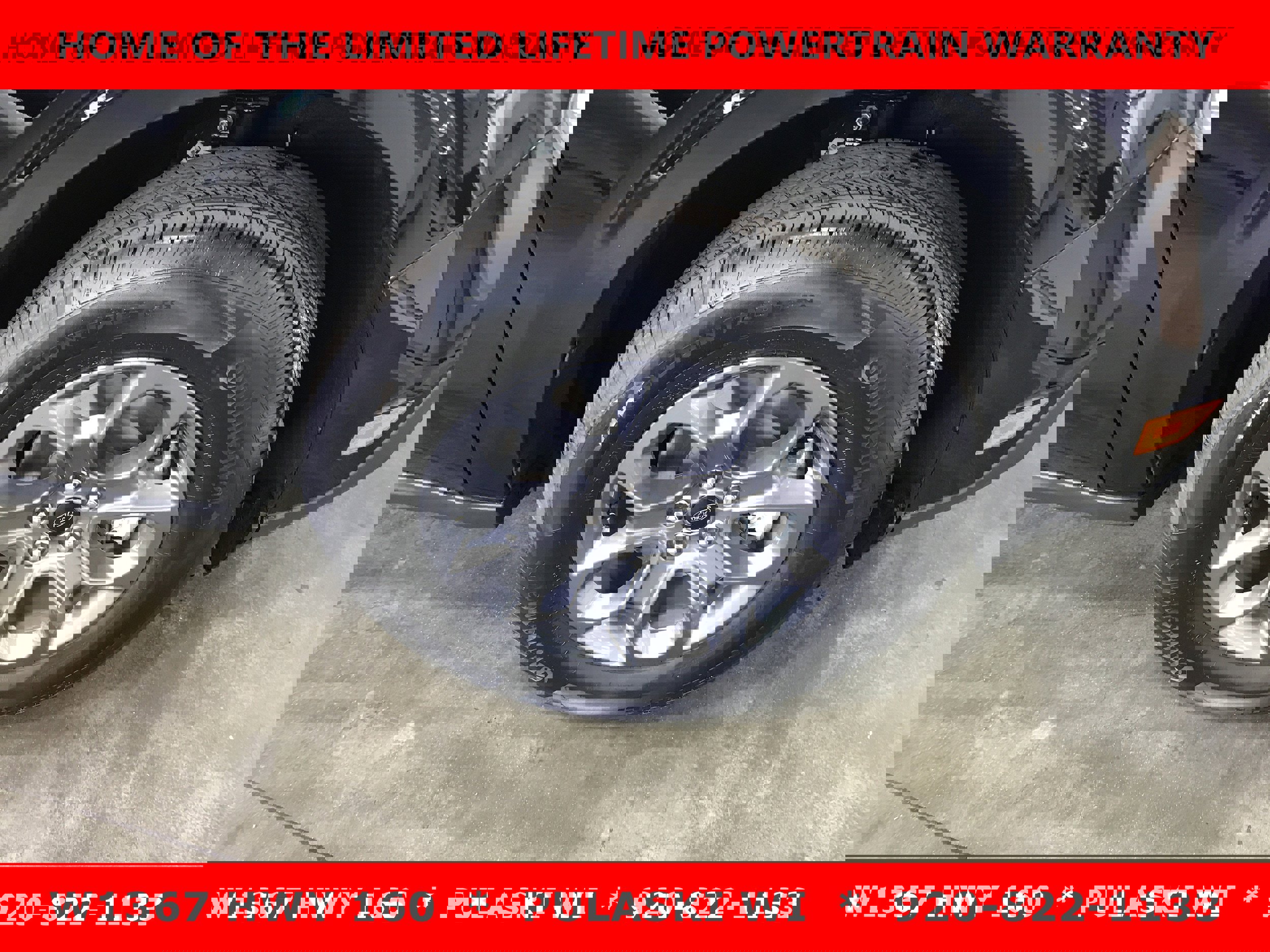 New 2025 Ford Maverick XLT w/ XLT Luxury Package image 3