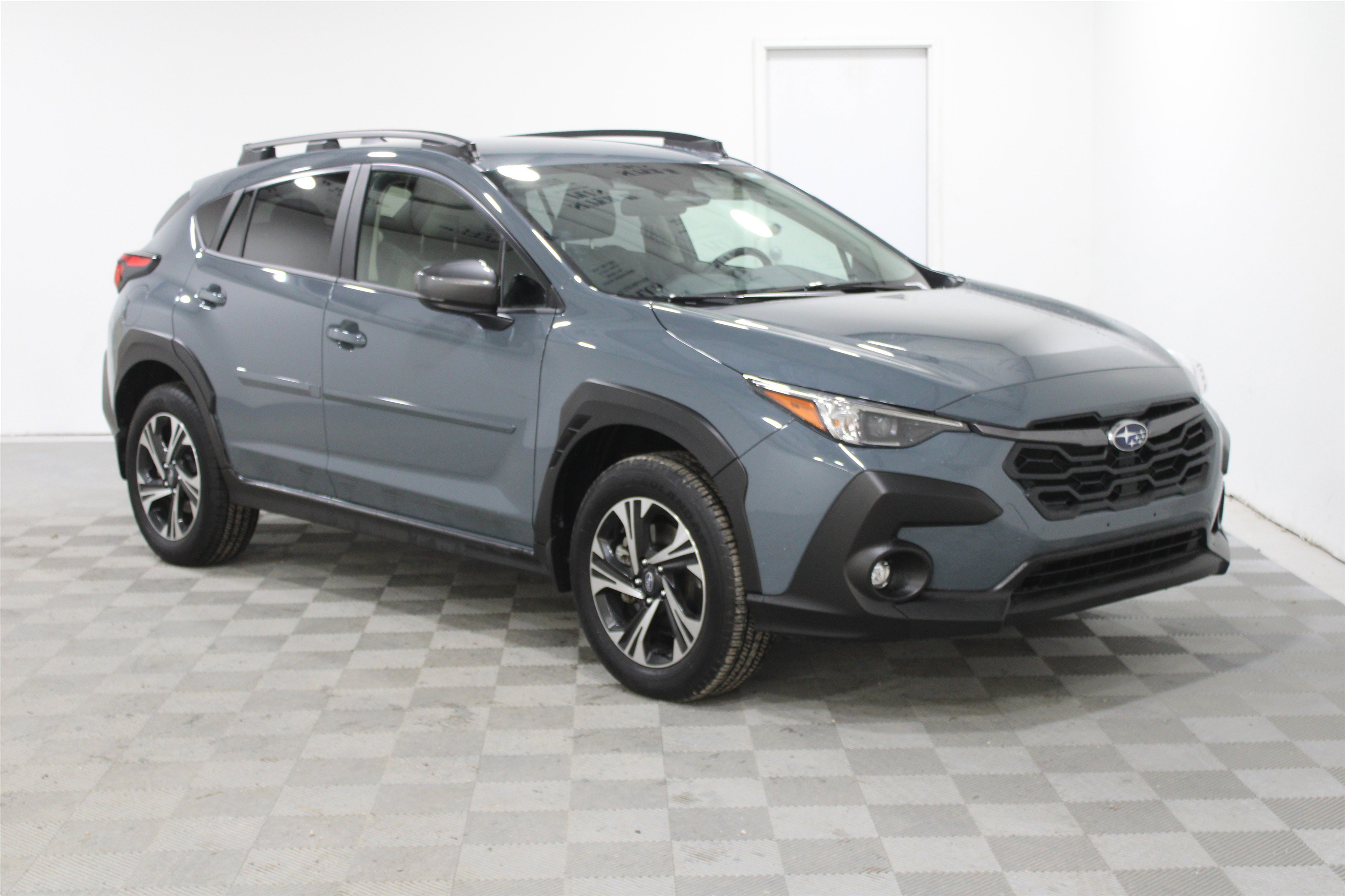 Used 2024 Subaru Crosstrek 2.0i Premium image 1