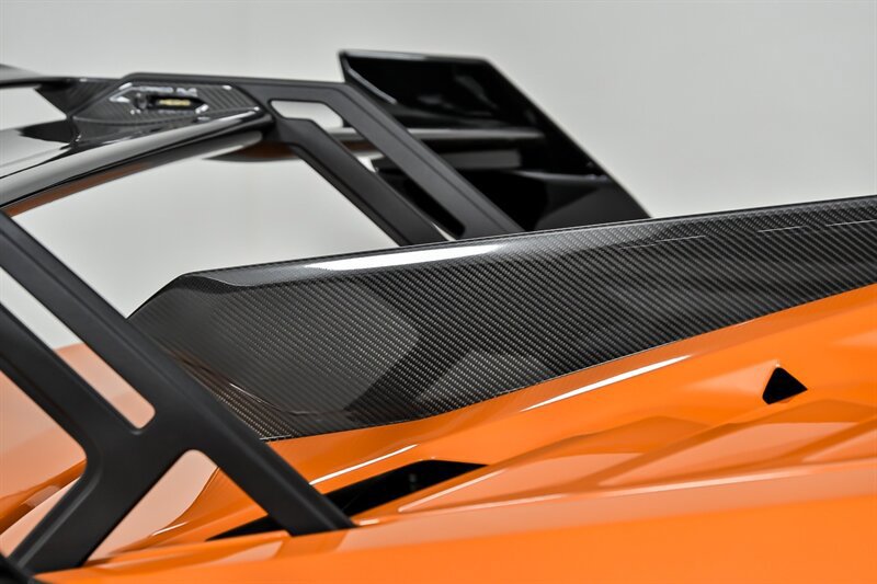 Used 2022 Lamborghini Huracan STO RWD image 18