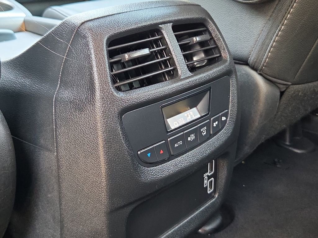Used 2021 Honda Pilot Special Edition image 16