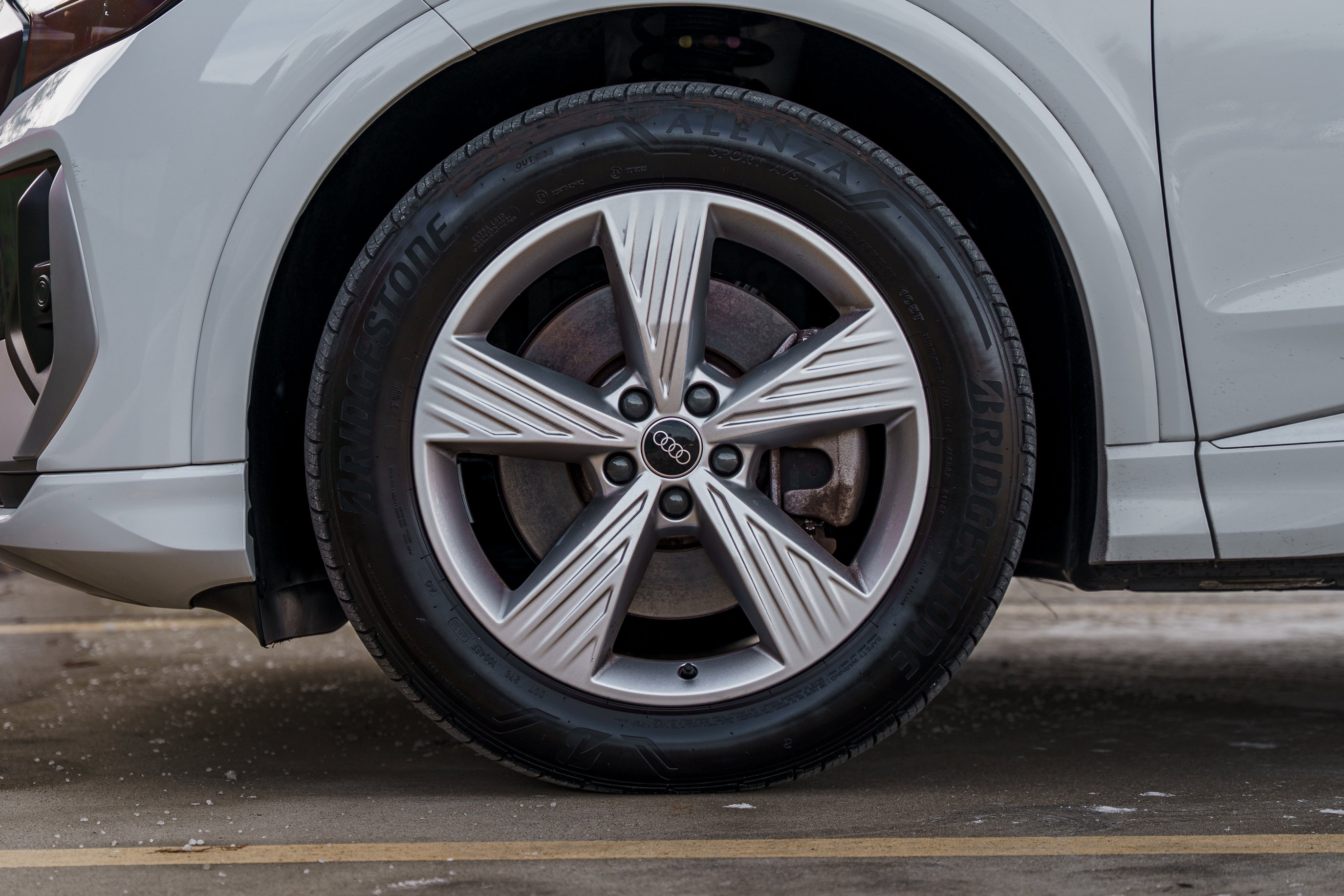 Used 2024 Audi Q4 e-tron Premium image 28