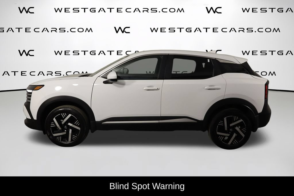 Used 2025 Nissan Kicks SV FWD image 5
