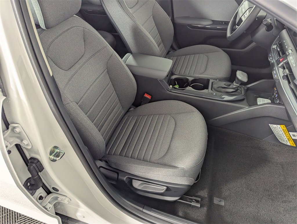 New 2025 Kia K4 EX image 36