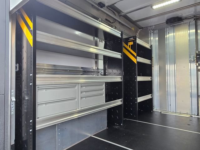 New 2025 Chevrolet Brightdrop 400 w/ Battery Pack, Max Range image 16