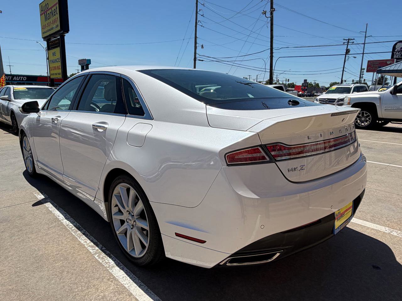 Used 2016 Lincoln MKZ Hybrid w/ Equipment Group 600A Reserve FWD image 7