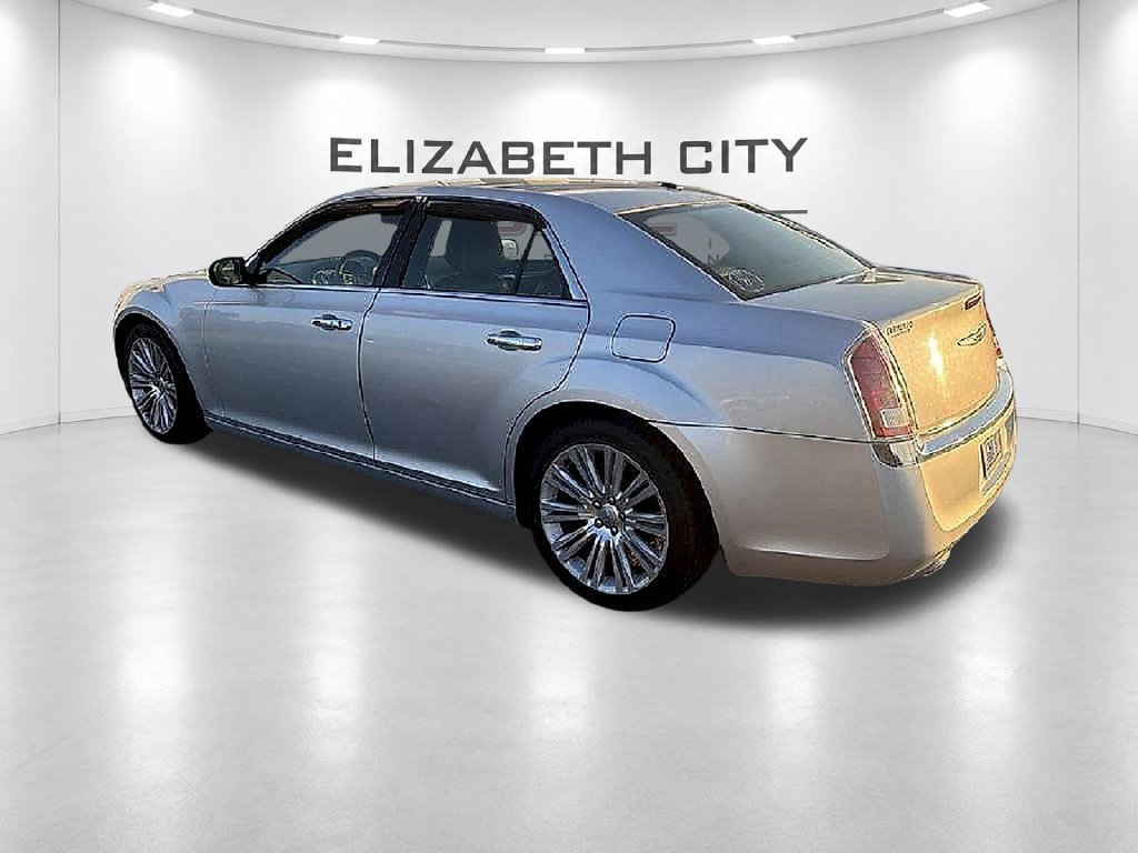 Used 2012 Chrysler 300 Limited RWD image 8