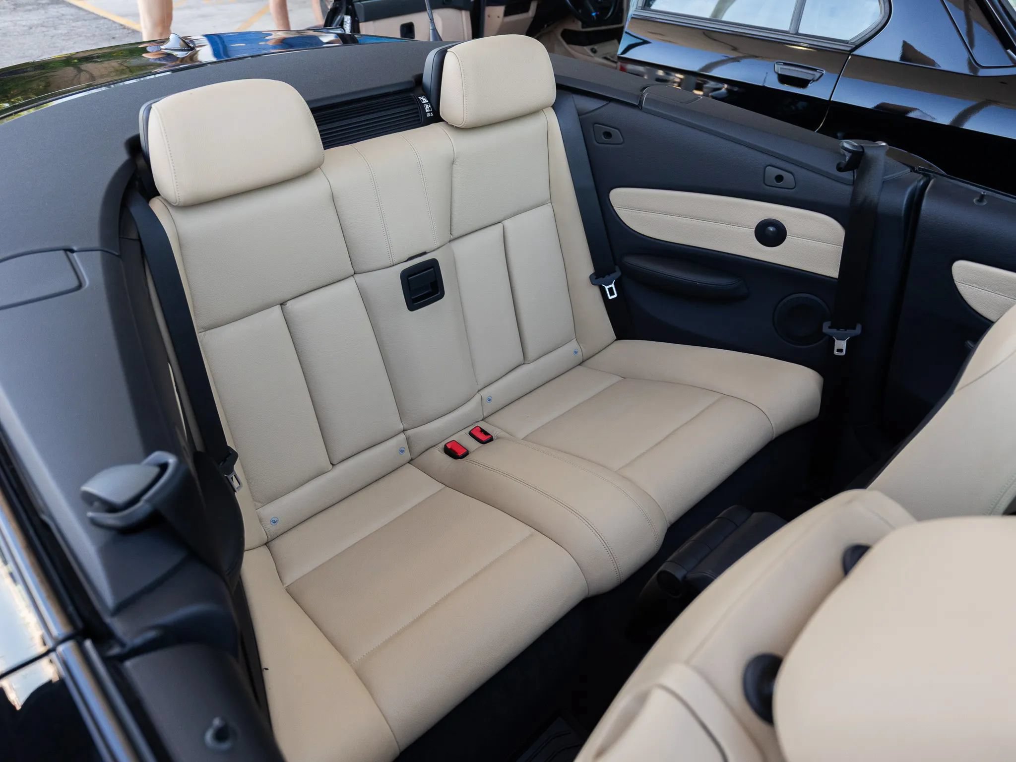 Used 2008 BMW 135i Convertible RWD image 28