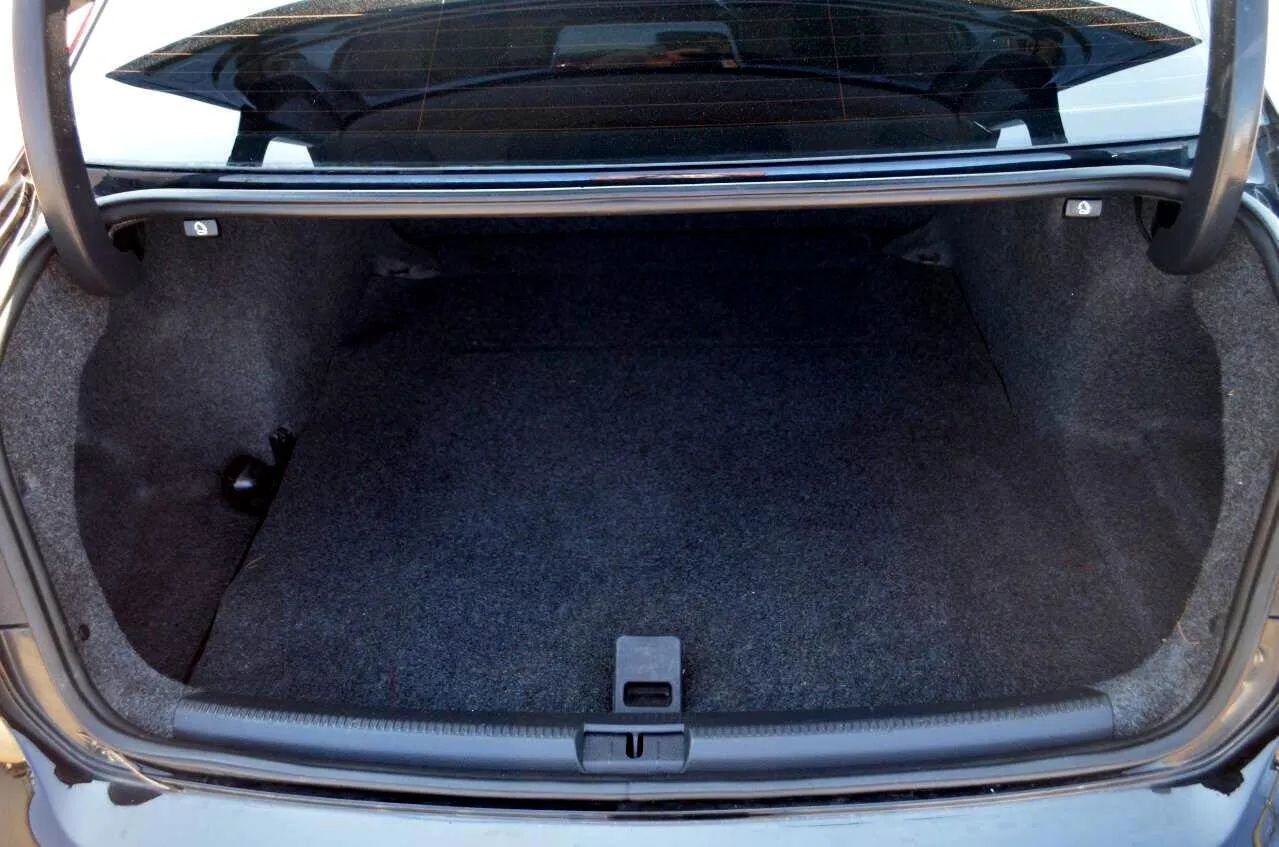 Used 2013 Volkswagen Passat 2.5 S image 26