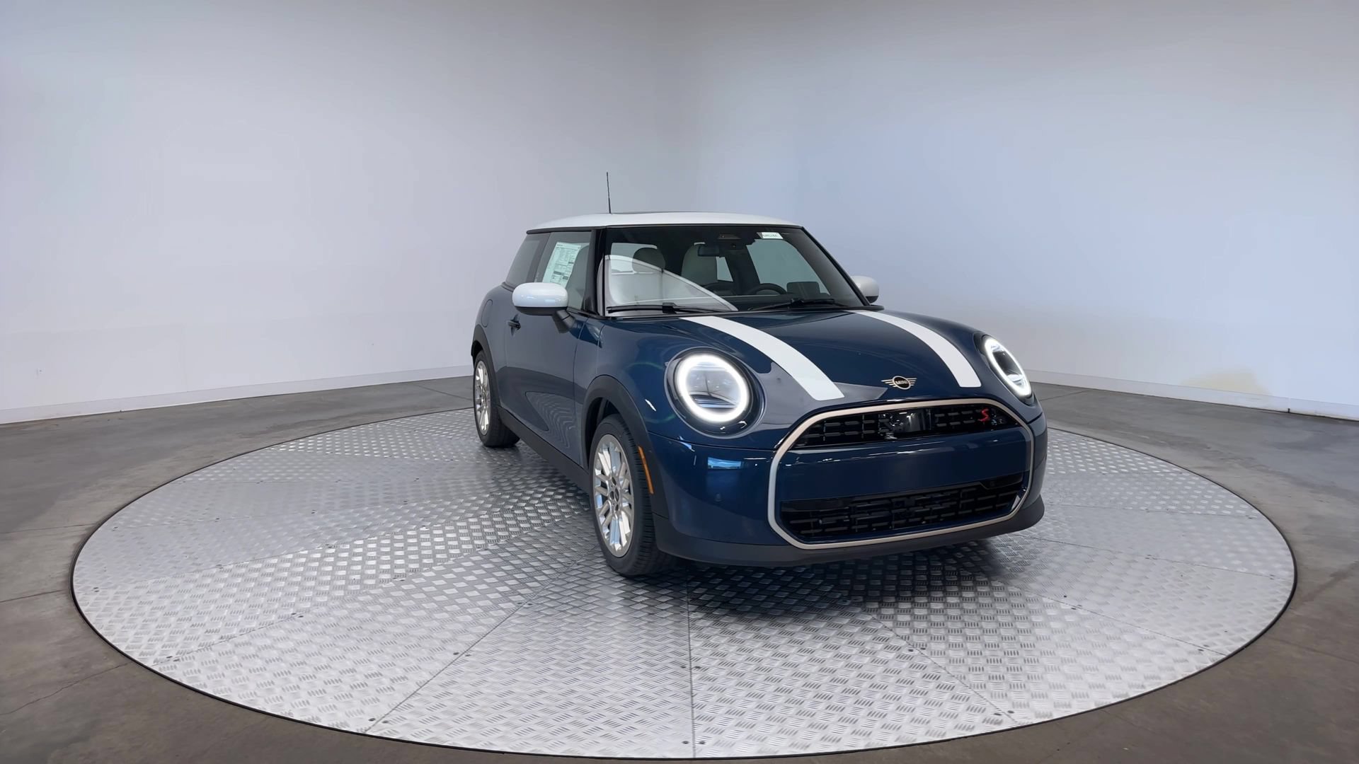 New 2026 MINI Cooper S FWD image 2