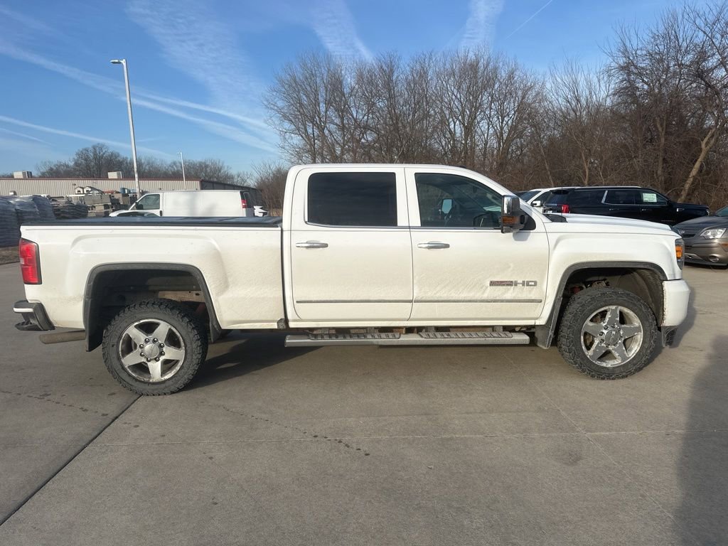 Used 2015 GMC Sierra 2500 SLT w/ All-Terrain HD Package image 6