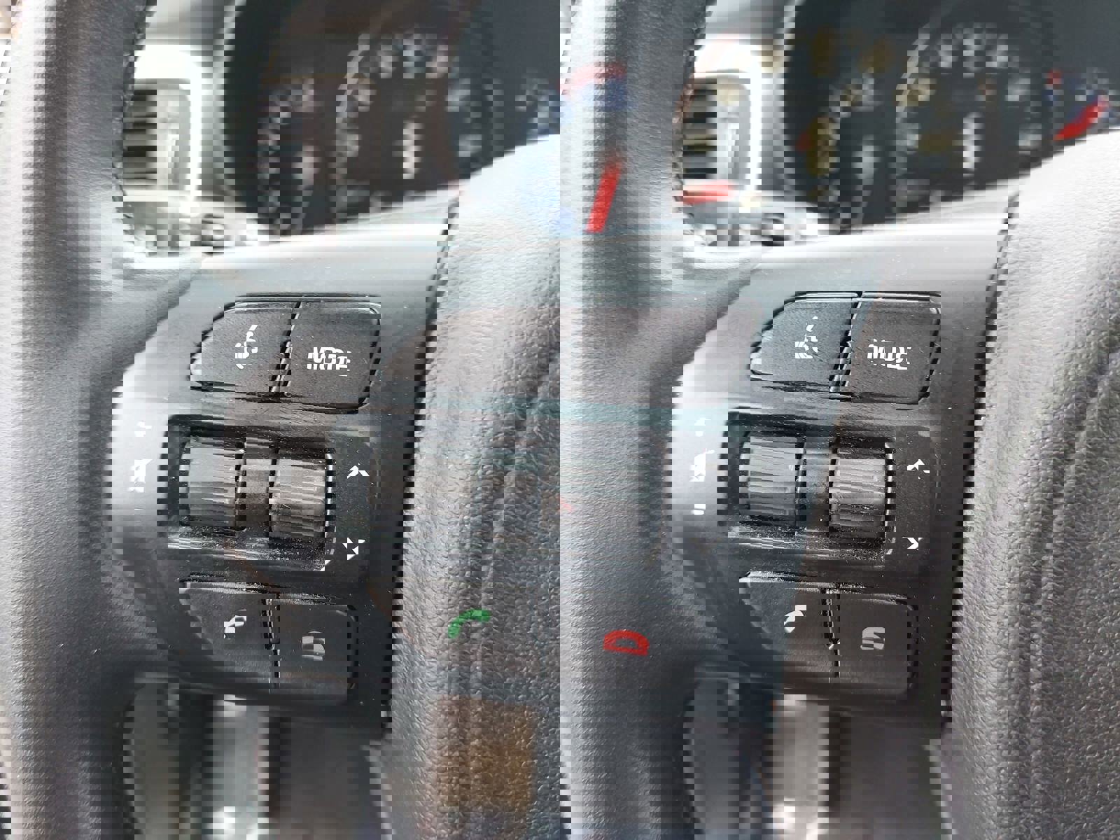 Used 2017 Kia Sorento SX image 19