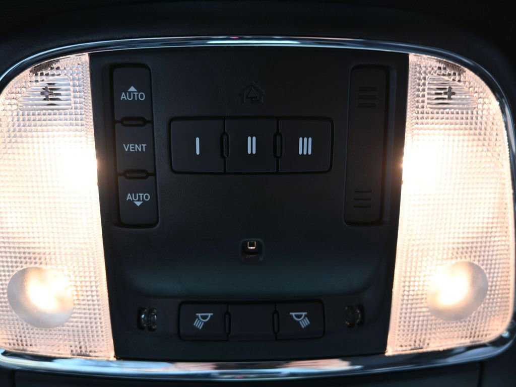 Used 2023 Dodge Charger Scat Pack RWD image 40