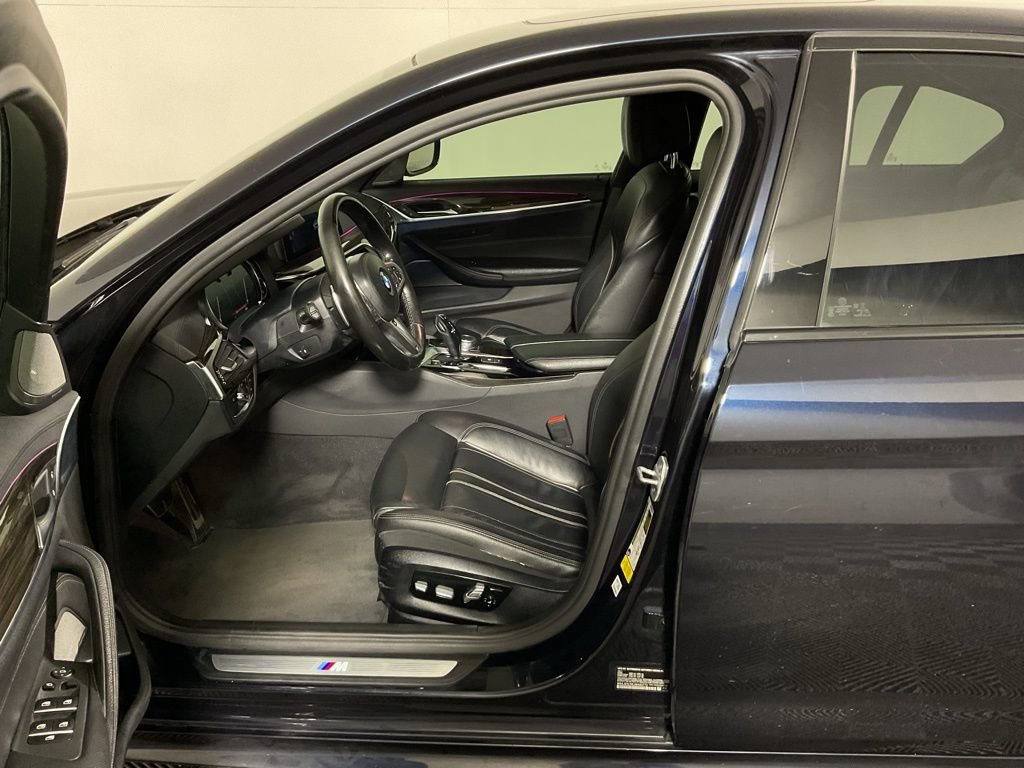 Used 2018 BMW 540i RWD image 21