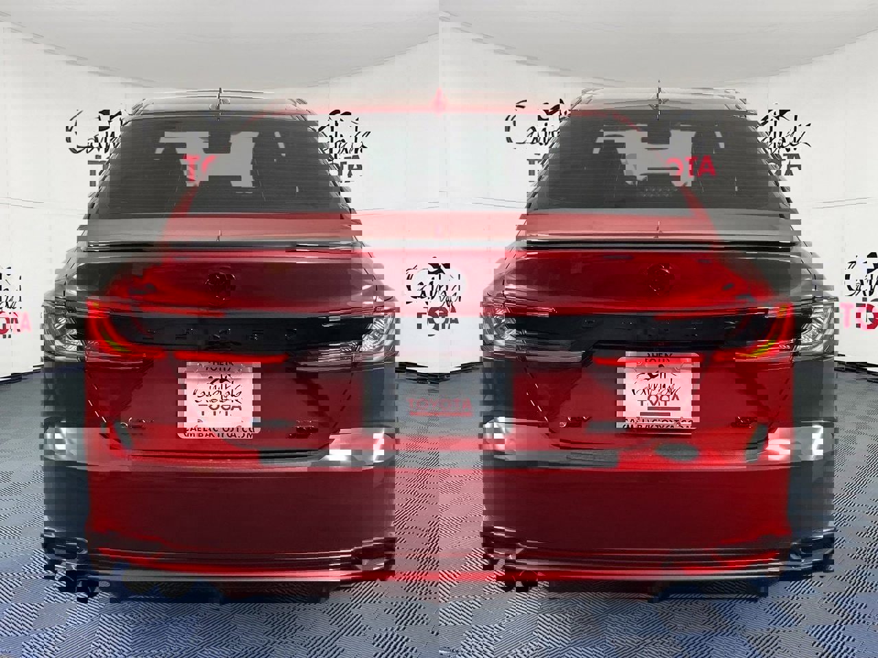 Used 2025 Toyota Camry XSE image 6