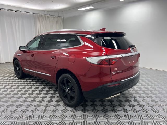 Used 2023 Buick Enclave Essence w/ Experience Buick Package image 4