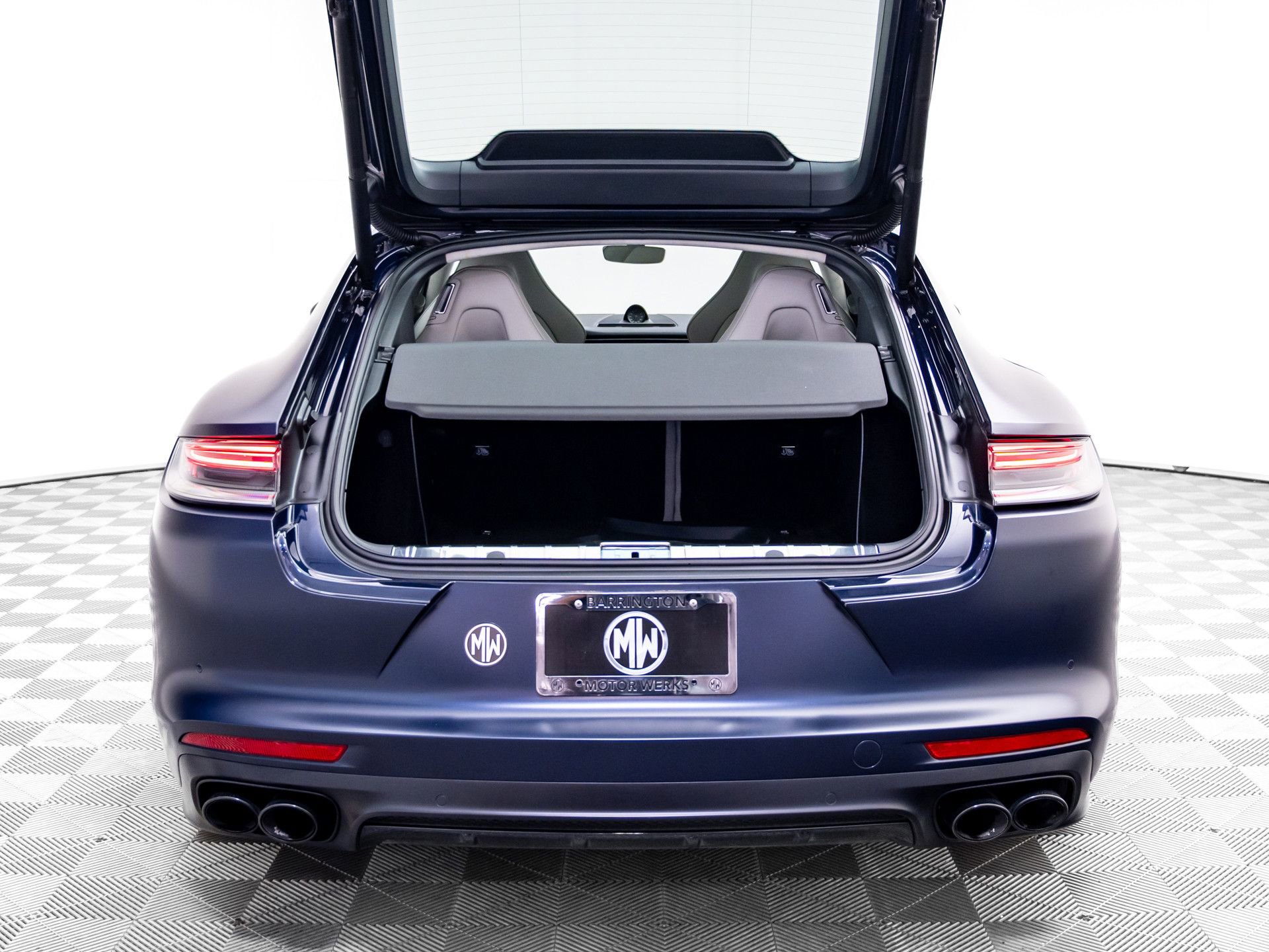 Used 2022 Porsche Panamera GTS AWD/4WD image 31