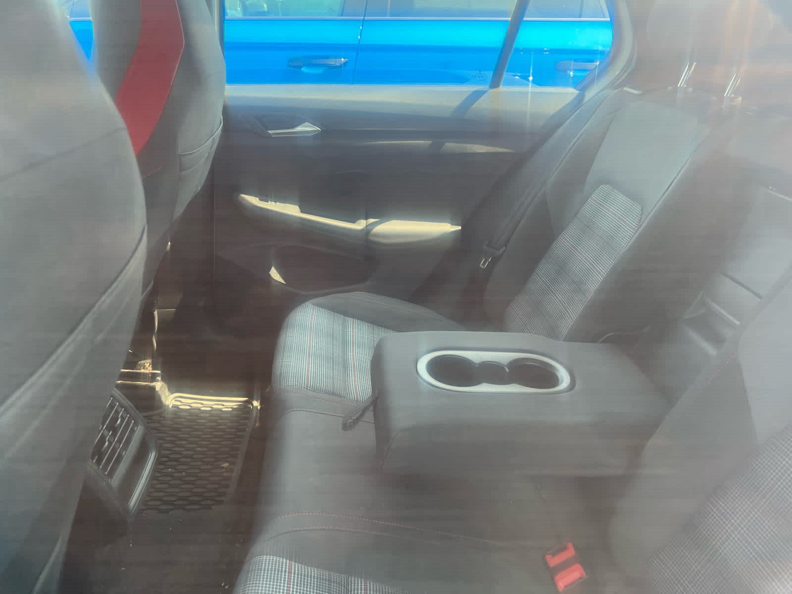 Used 2024 Volkswagen GTI SE FWD image 5