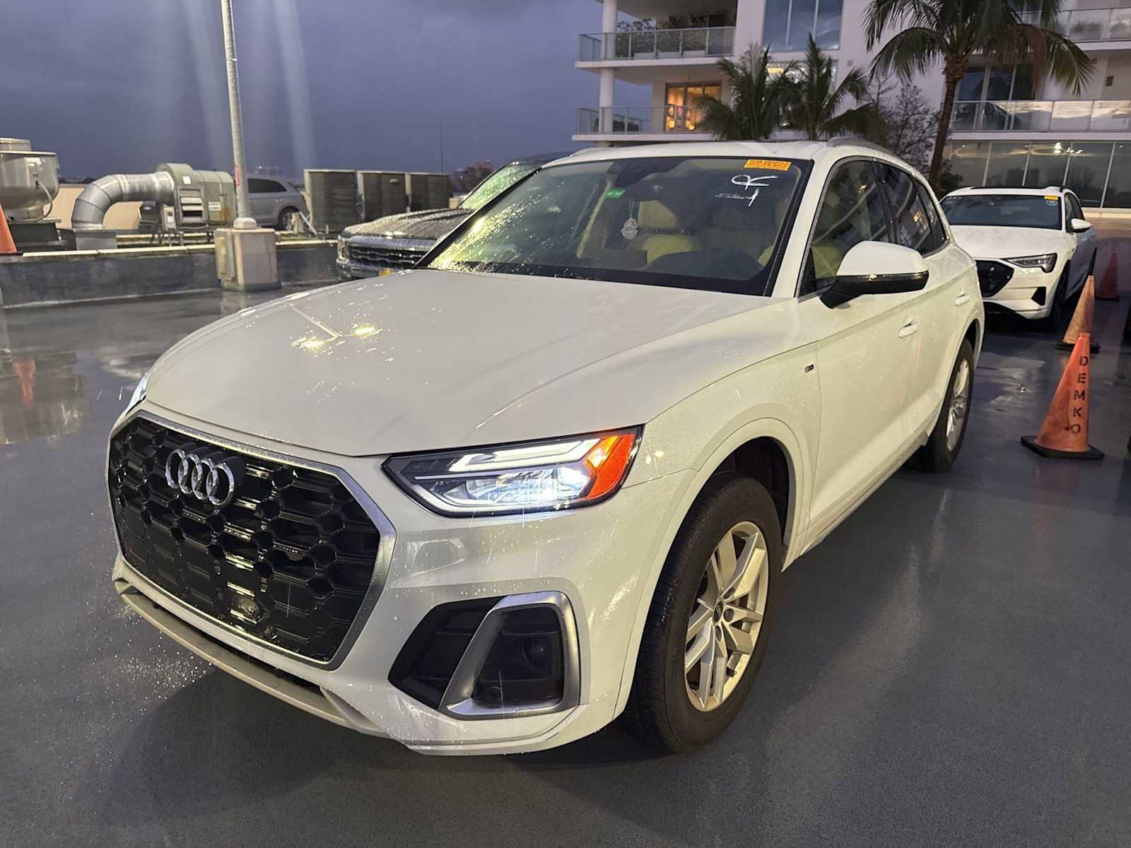 Used 2023 Audi Q5 2.0T Premium w/ Convenience Package image 1