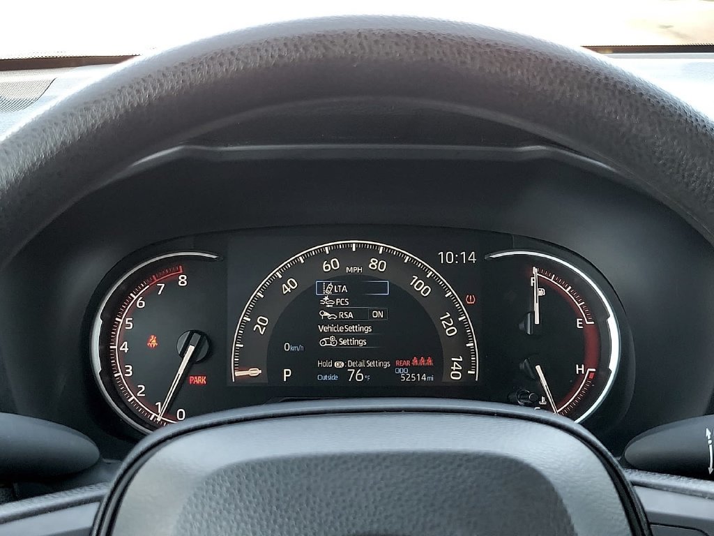 Used 2025 Toyota RAV4 LE AWD/4WD image 25