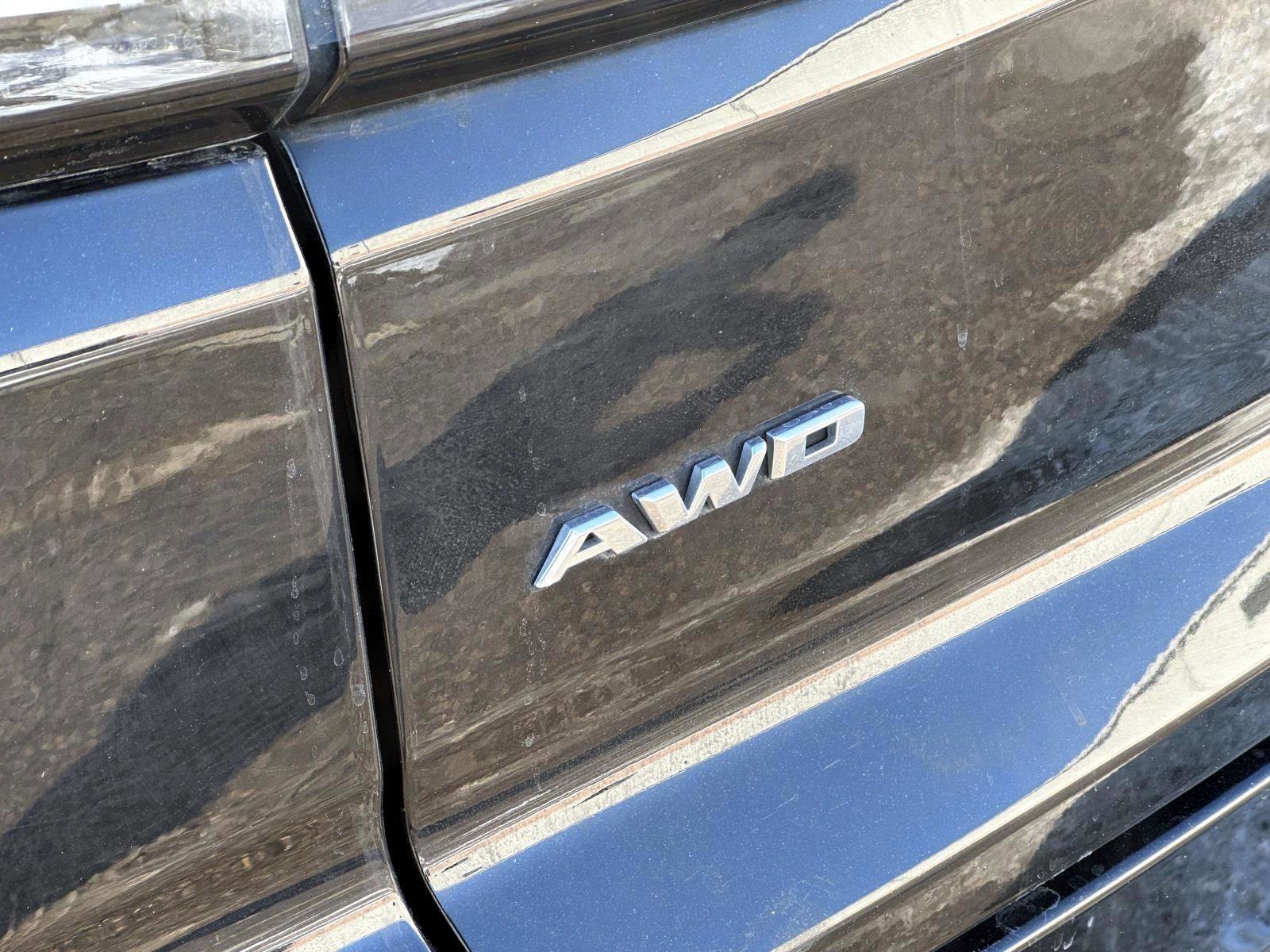 Used 2019 Cadillac XT4 Sport w/ Cold Weather Package image 9