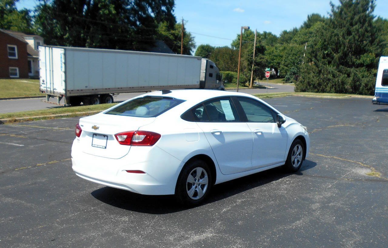 Used 2018 Chevrolet Cruze LS FWD image 6