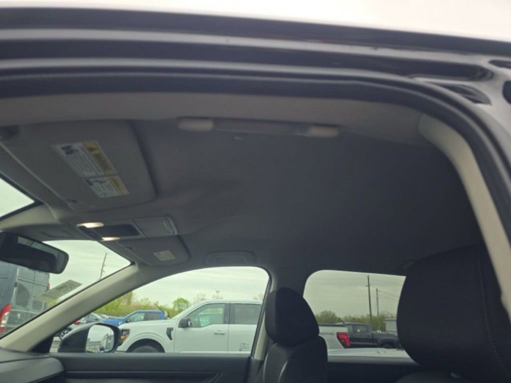 Used 2025 Honda CR-V LX image 14
