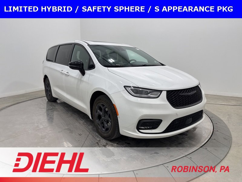 Used 2023 Chrysler Pacifica Limited w/ S Appearance Package
