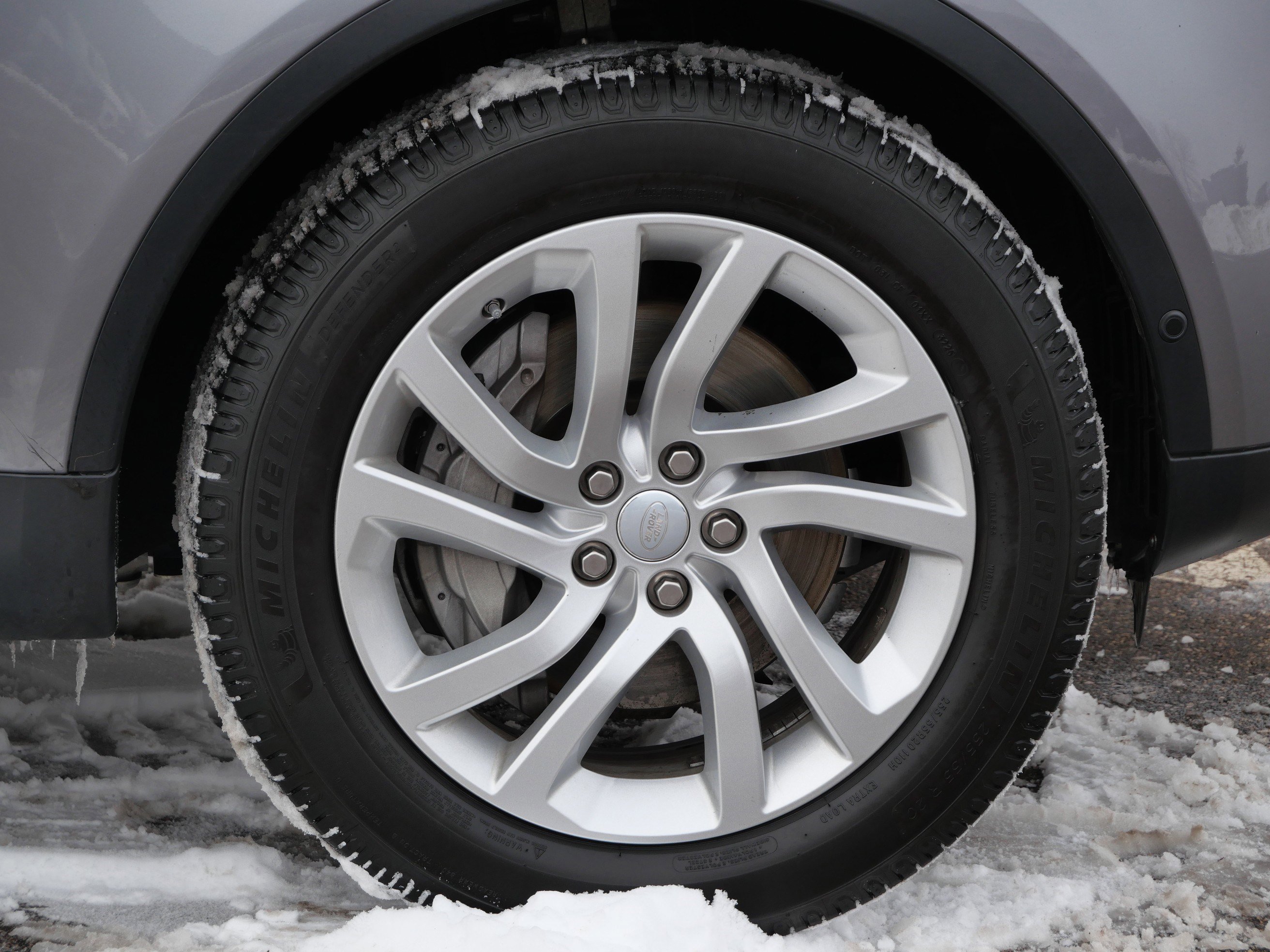 Used 2020 Land Rover Discovery HSE image 7